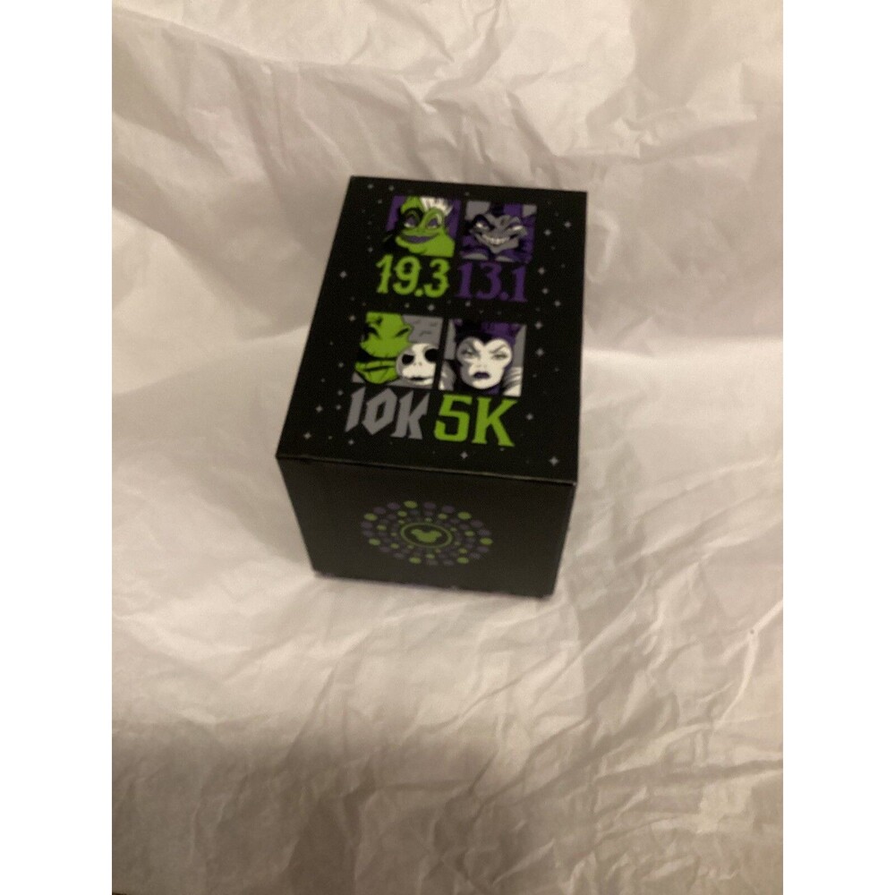 2021 Disney RunDisney Wine & Dine Marathon Wickedly Delicious Villains Magicband